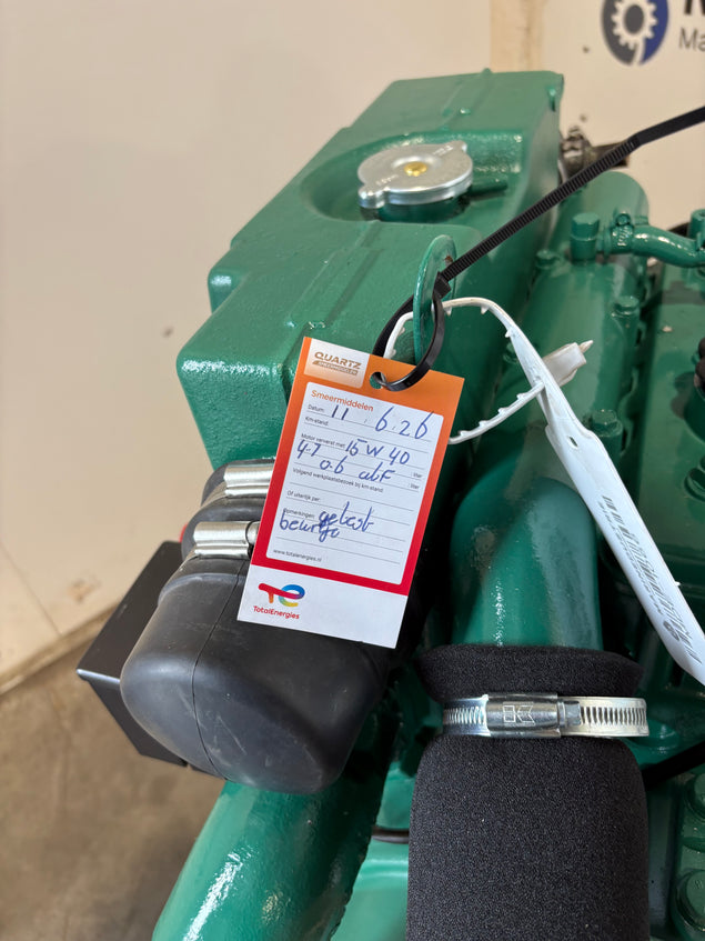 Motore marino Volvo Penta MD2040 con riduttore e cruscotto