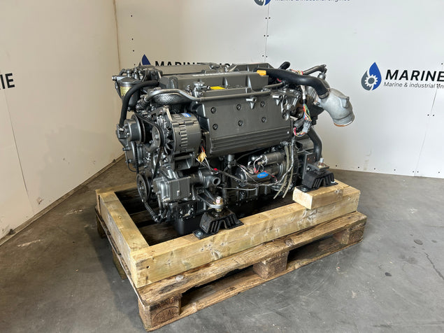 Yanmar 4LH-DTE (Wordt gedemonteerd voor onderdelen)
