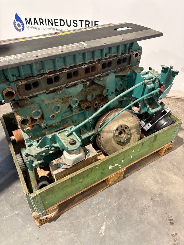 Volvo Penta D6-350 - Demontage motor