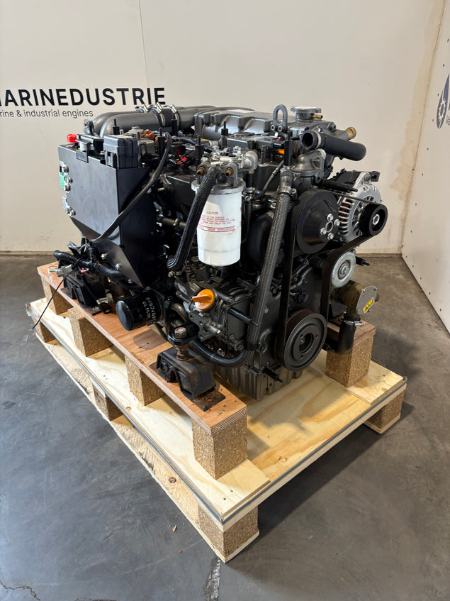 Yanmar 4JH80 Scheepsmotor (Voor onderdelen)